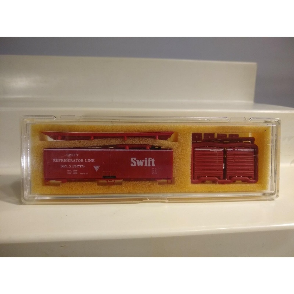 N Scale-Intermountain SWIFT Refrigerator Car KIT 15279  Steel Sided Ice Bunker H